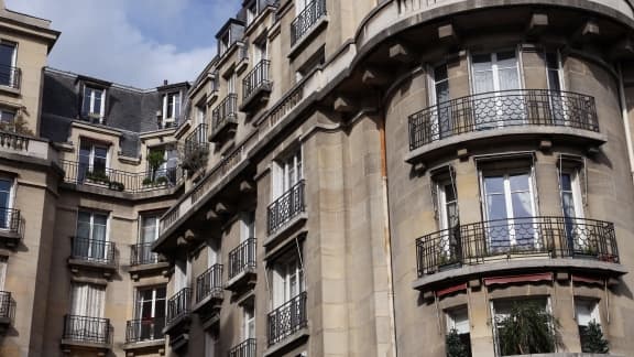 labrieimmo's tweet photo. Si vous venez d'acquérir un bien immobilier 🏠, et que vous avez remarqué une différence de surface de votre logement par rapport à celle prévue dans le contrat de vente, ceci devrait vous intéresser. 🧐⬇
#AchatImmobilier #VenteImmobilière #Immob https://t.co/v1QKgjOh0F https://t.co/sb9MycIqW5