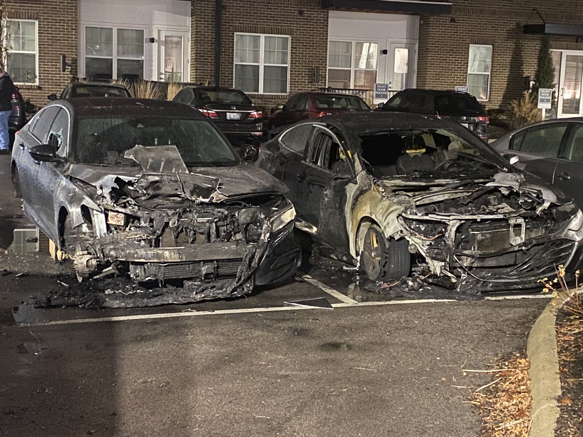 Vandals torched two cars at an apartment complex in Northwest Columbus.  They even stole the tires off of one the day before.  We’re getting a answers.  We’ll have more on Wake Up CBUS! #10tv. 10tv #carfire #cfd