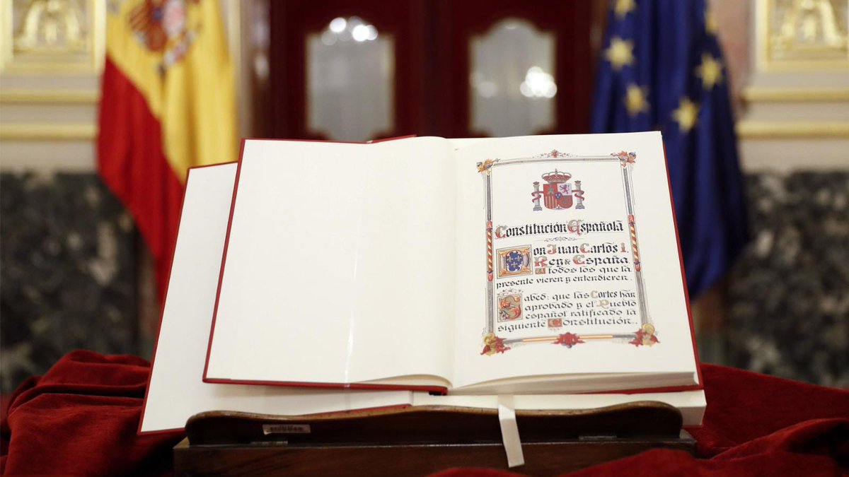 JxFuentelSaz's tweet photo. Feliz día de la Constitución Española.
#juntosporfuenteelsaz #jxfs #fuentelsazdejarama #derechosyobligaciones #cartamagna https://t.co/mKNmcHFNvd
