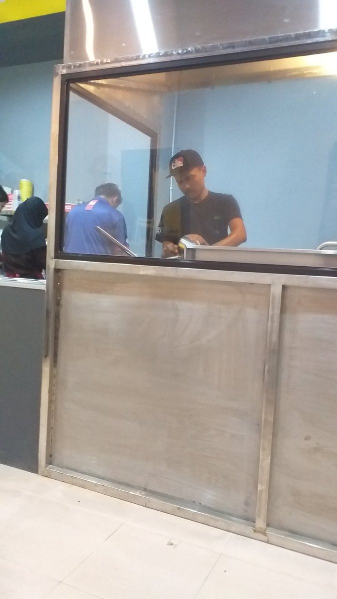 Masa iya gak mampir <a href="/tiarbah/">tiarbah</a> 
Ternyata masi inget followersnya di twitter.