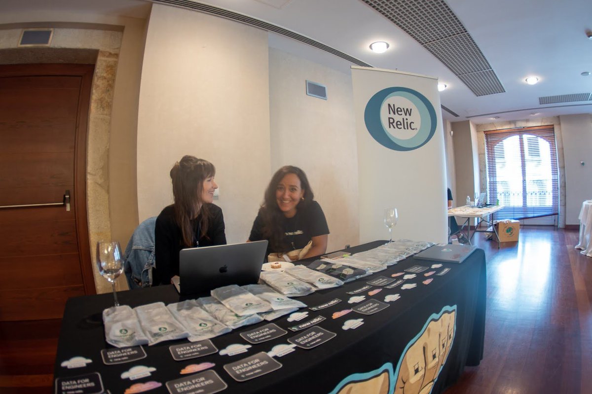 phpulpocon's tweet image. Y también a los sponsors Diamond @twilio, @newrelic, @Nextail_co, @cabify_espana