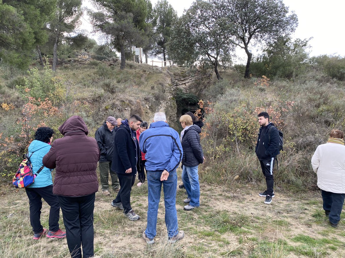 Visita guiada a la posición artillera de #Fonz por el <a href="/Griegc/">Grieg Cliffe</a> #fonzfuentedehistoria