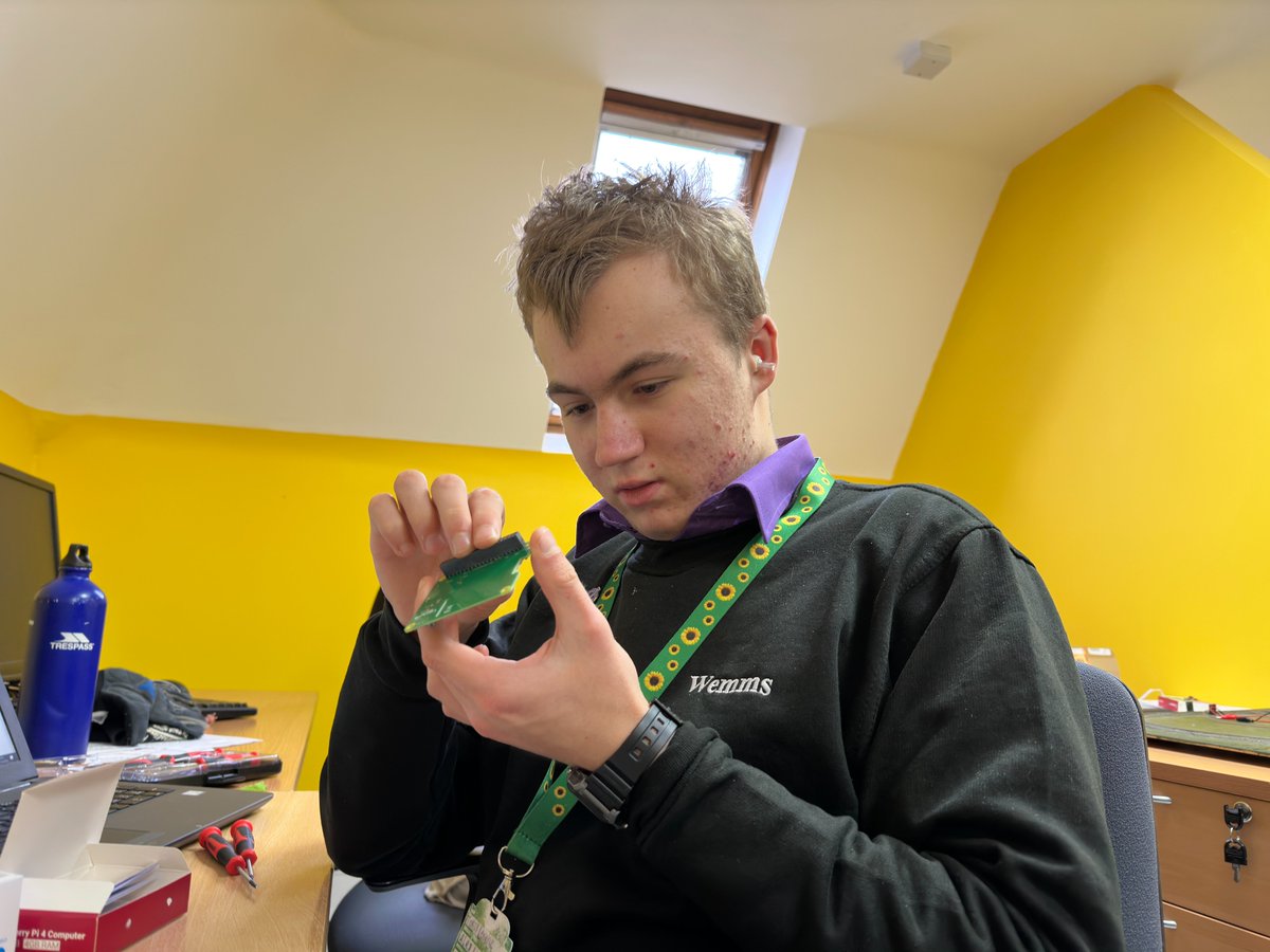 WemmsEducation's tweet image. We are so proud of Tomas: Astro Pi (The European Space Agency &amp;amp; Raspberry Pi Foundation) have approved his proposal to conduct an experiment on the International Space Station to investigate the impact of climate change on glaciers. #astro_pi #raspberrypi #europeanspaceagency