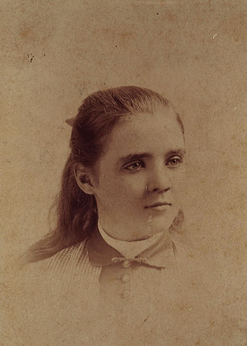 OffCMCVellore's tweet photo. "She had better die than have a man come into the house, ’he said. Again my father & I urged him to allow us to come, but he refused repeating that she had better die than have a strange man look on her face"-Ida's reflections on that fateful night
#threeknocks #IdaScudderWeek https://t.co/Rs7Ur7jytI