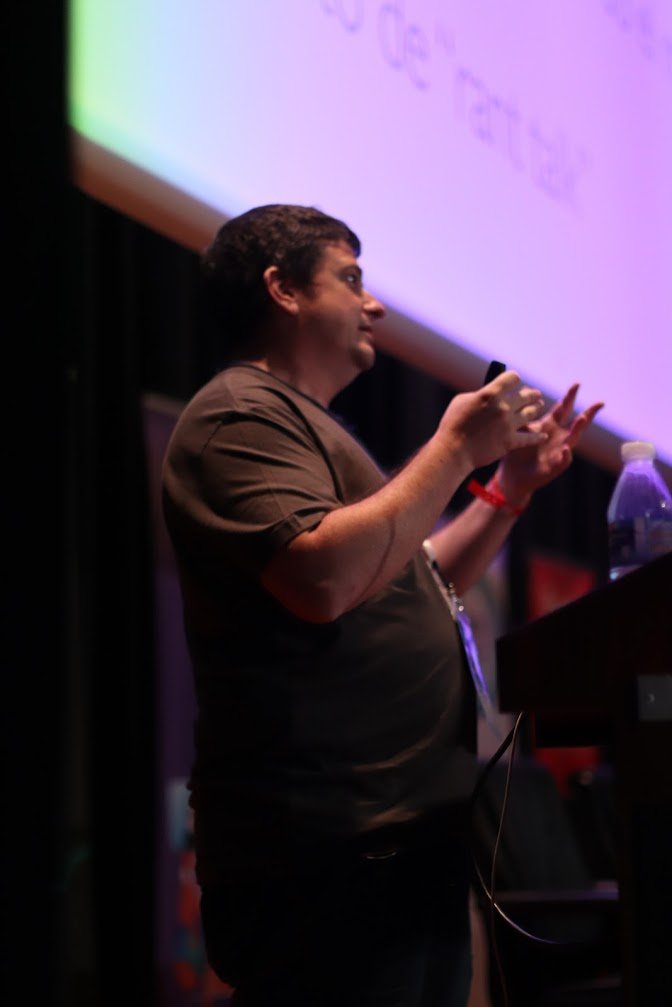 phpulpocon's tweet image. Llegó la última charla al uso: "DevOps: no eres tan especial, no cometas estos errores" de @ricardclau