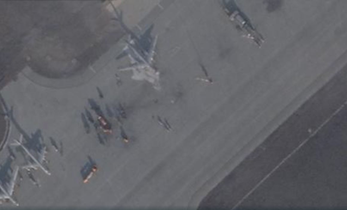 Ту-95мс аэродром в серышево. Ту-160 и ту-95мс. Командир авиабазы шайковка. Максим потемин летчик. Расстрел пилота ту 95 в энгельсе.