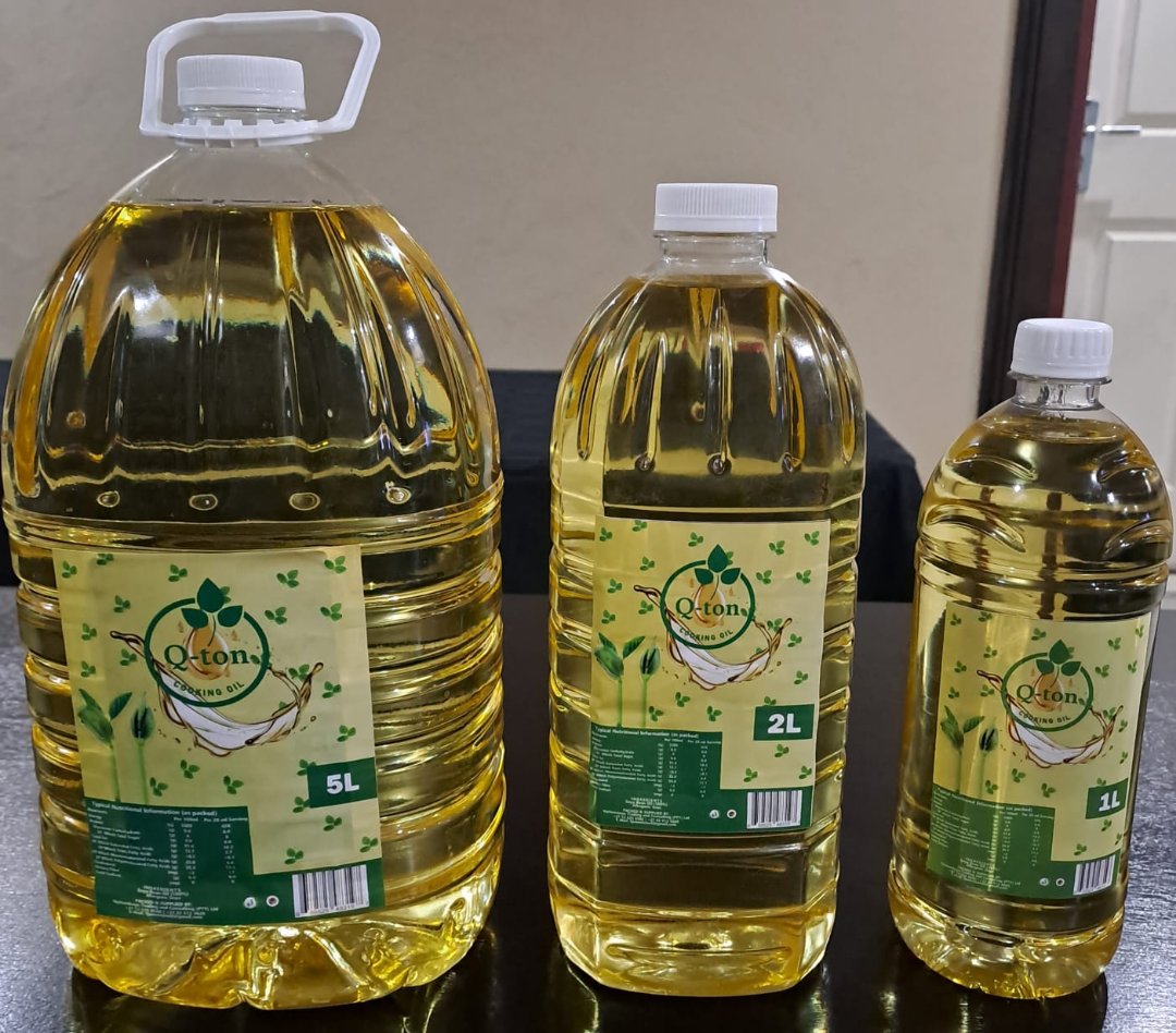 Q-ton cooking oil!!
Christmas will not be so complete without Q-ton cooking oil in your grocery list. For orders:
📍Pretoria West
☎️082 512 4620/072 525 8568
📨Queentonoil@gmail.com
Pls RT our potential customers might be in you TL.#VhuvhambadziDrive #TheEFF #Constitutionalcourt