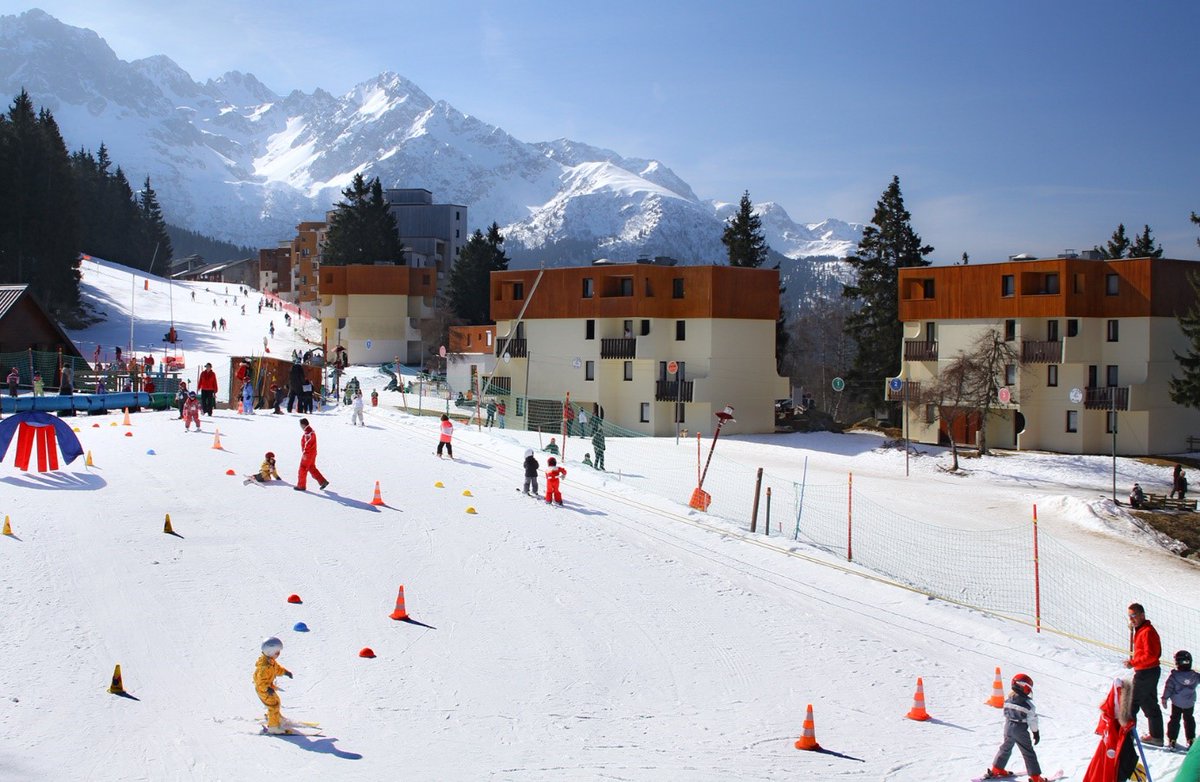 [ENQUÊTE VVF] Malgré l'#inflation, les Français s'adaptent pour profiter des #vacances d'#hiver 2022. Budget, destination, mode de transport ... éléments de réponse👉bit.ly/3up3pND

#tourisme #travel