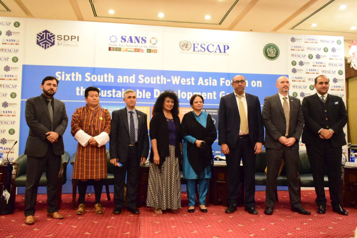 SDPIPakistan's tweet photo. There is a need for the exploitation of local resources, prioritization of SDGs in national agenda and effective utilization of finances spent on SDGs. There is a need to create fiscal space and regional corporation of the achievement of SDGs goals. @AishaGPasha
#SDC2022 https://t.co/SwJLIPustn