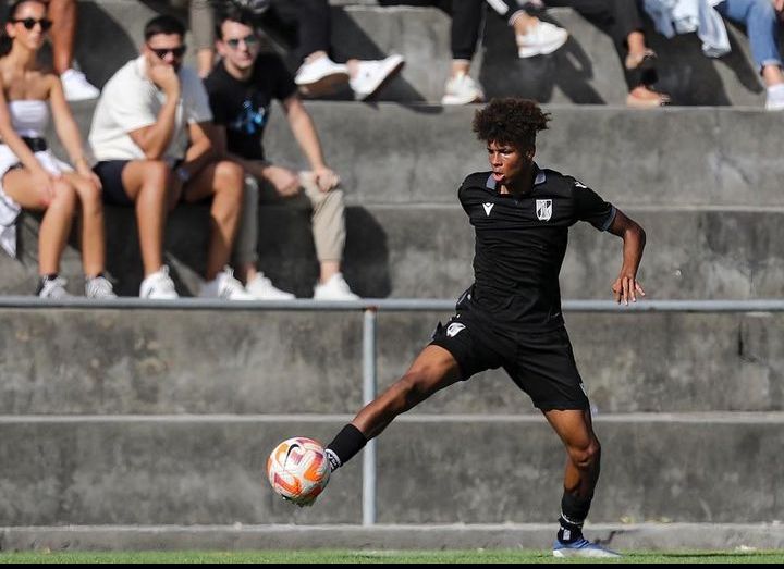 "My name is Daniel Viljoen Ramos, I'm a 17-year-old right back who currently plays for Guimaraes U19

"I previously played for Benfica Lisbon,but recently moved here to advance my game. My mother is from South Africa and it would be biggest pleasure to represent the nation."

🇿🇦
