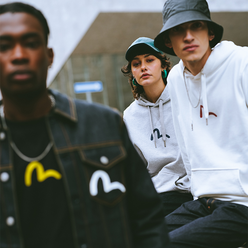 GarmentQuarter's tweet photo. Season must-haves from Evisu available at Garment Quarter...
Click Here: https://t.co/Qq1tvauKs5 https://t.co/guJDl8jkQV