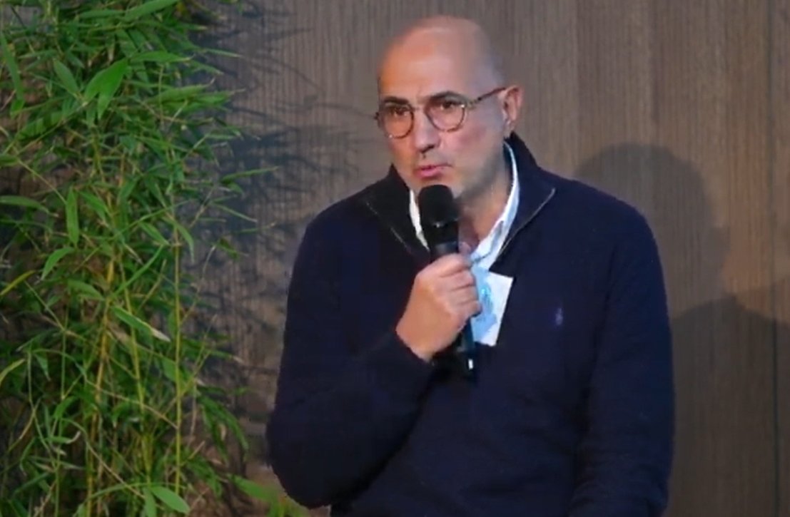 fnab_bio's tweet photo. Nicolas Facon @d_aucy : "Il faut remettre du sens dans le bio, rappeler sa raison d'être, sa démarche et ses valeurs. "
#agriculturebiologique #AssisesBIO #BioRéflexe https://t.co/jCF2fdhKbi