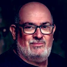 RealShanCothi's tweet image. Cracyr o raglen heddi to yn barod i fynd yn stiwdio Sir Gar @BBCRadioCymru #borecothi @Ieu61 yn gwerthfawrogi caneuon gwych Ira Gershwin! #coraucothi yw Cor Meibion Carnguwch #llithfaen ag hanes y gantores ifanc Megan Lote-Williams mewn ffilm newydd wedi ei ffilmio yn Abergwaun!