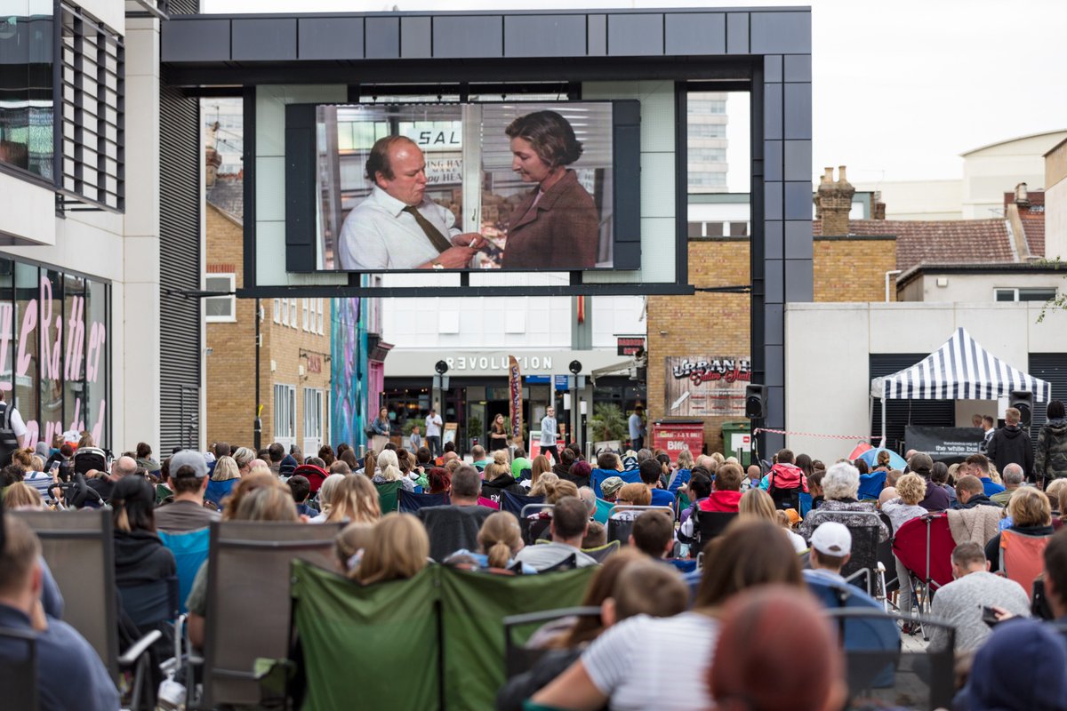 WORK WITH US! 

Just a few days left to apply for our Curator role. We're looking for someone to play a key role in developing and delivering Focal Point Gallery’s programme of exhibitions, public and digital art commissions, and events. Deadline: 7th December, 5pm. Link below.