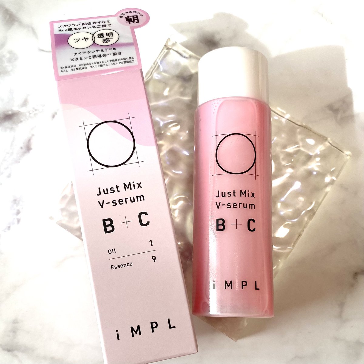 MiLL_jw's tweet photo. iMPL Just Mix V-serum B+C
iMPL Just Mix V-serum A+C
2種類のデイリー美容液!
朝は仕込み & 守り☀ 夜は補給 & 攻め🌙
オイル層と水層が混ざるように
振って使う二層式で手軽に本格ケア!
ブースターとして化粧水の前や美容液としてスキンケアの仕上げに🪞
#アイエムピーエル #iMPL #pamun #パムン https://t.co/CMFFqYyBsN