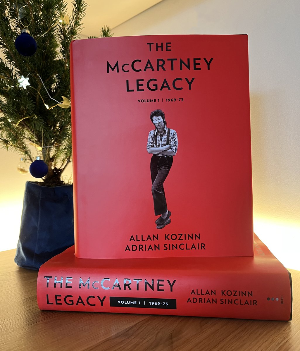 McCARTNEYLEGACY's tweet photo. THE McCARTNEY LEGACY VOLUME 1: 1969-73 is coming to book stores worldwide on December 13. This stunning volume would make the perfect gift for music loving friends and family of all ages. Pre-order your copy now!
#themccartneylegacy #paulmccartney #deystreetbooks https://t.co/DvVrswWhJl