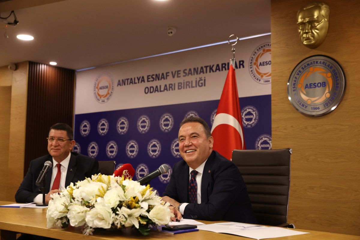 Muhittin Böcek