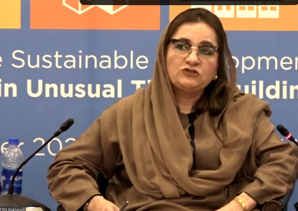 SSWA_UNESCAP's tweet photo. Sixth South & South West Asia #6SDGF Session3: National progress on #SDGs & challenges in the context #COVID19: Reflections on VNRs in #SSWA in progress,
Moderated by Ms. Mehnaz Akbar Aziz, Parliamentary Secretary for Law and Justice, Pakistan
@UNESCAP @SDPIPakistan #SDC2022 https://t.co/hjqG0qrYlO