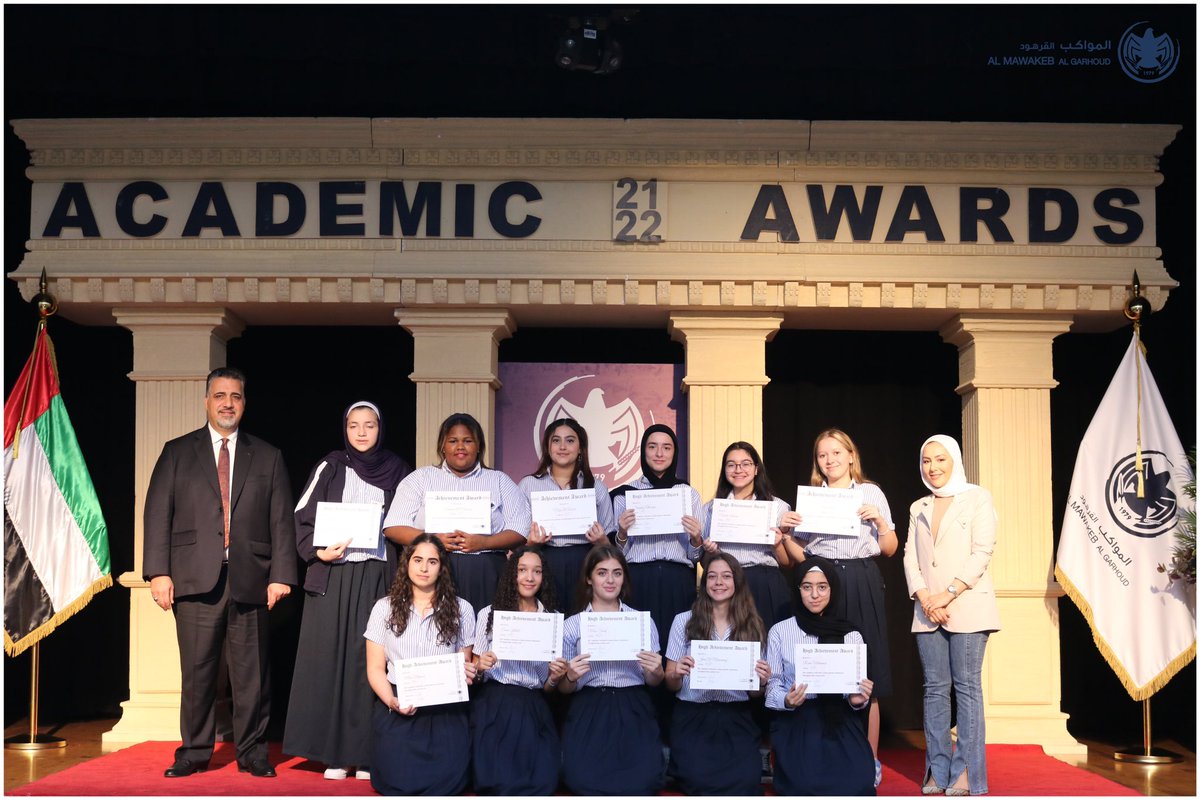 Mawakeb_Garhoud's tweet photo. Thriving academically in a time of global uncertainty: that was the overriding theme in this year's Academic Awards. So, keep on inspiring us - your enthusiasm & drive are truly something to behold!
#acaedmicawards #academicstars #honoringourstudents #celebratingourstudents https://t.co/0BR6uK6oVR