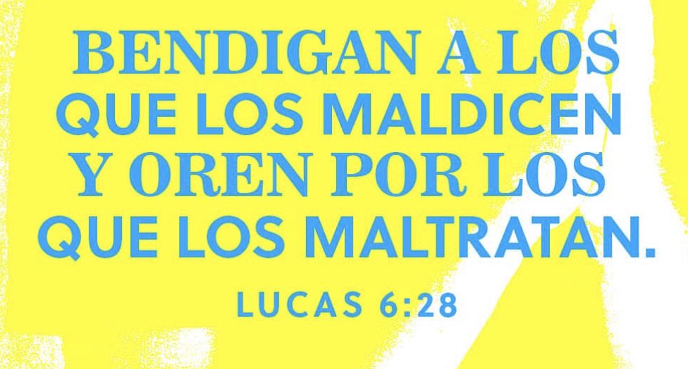 FlorSaenz's tweet photo. El mundo 🌎 dice:
“El que me las hace me las paga”

Dios dice: https://t.co/yG9wIYDhmJ