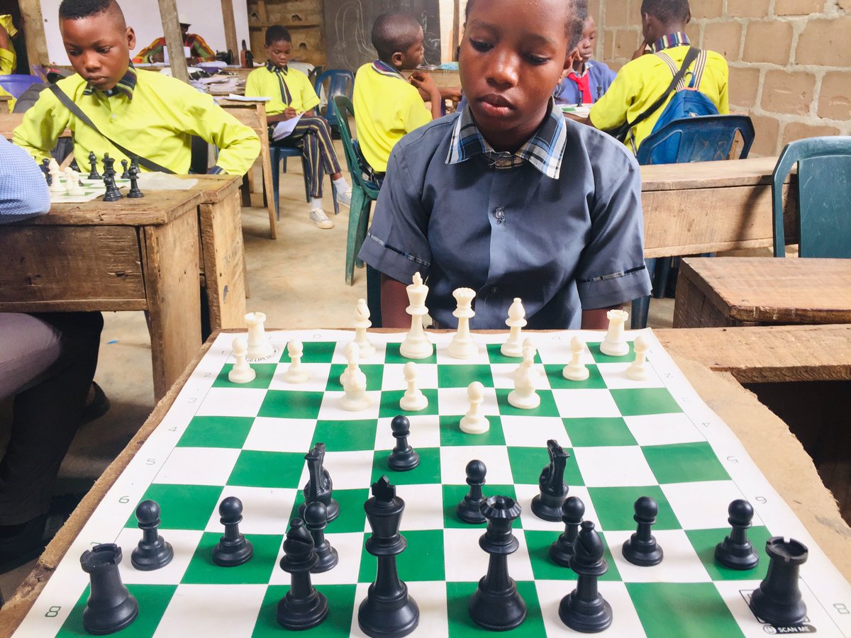 Chesstoschool's tweet photo. Women in chess ♟ each one teach one ☝🏽 #changingnarrative #chessinschool
#hernextmove https://t.co/oHU6frsCpb