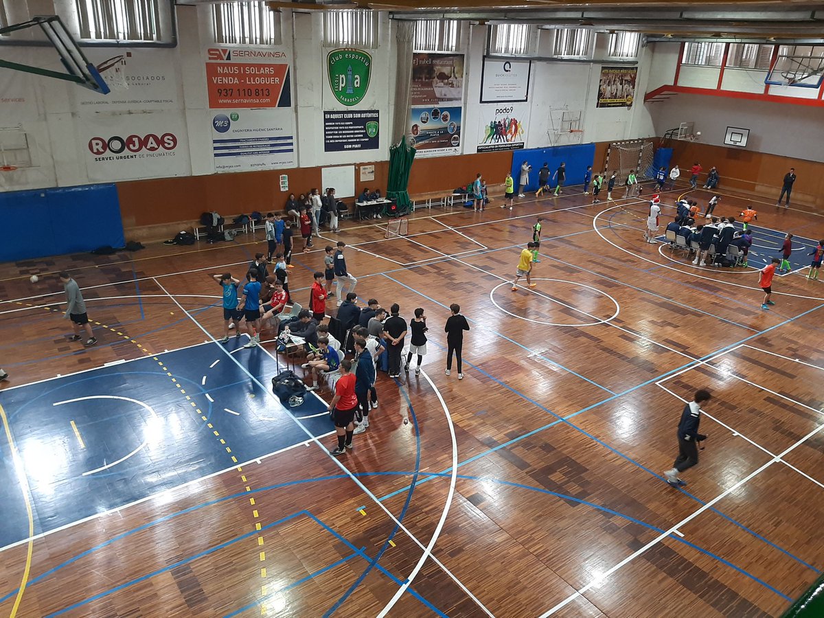 Agraïment màxim a <a href="/tuetsampa/">AFA Escola Pia Sabadell</a> i al <a href="/FutsalPia/">Futsal Pia Sabadell</a> per organitzar el Quinto Solidari i el Pia Street per recollir diners per <a href="/la_marato/">La Marató de 3Cat</a> de TV3, amb les famílies d'<a href="/epiasabadell/">Escola Pia Sabadell</a> .
#solidaritat #creantvincles #voluntariat #moltesgràcies
