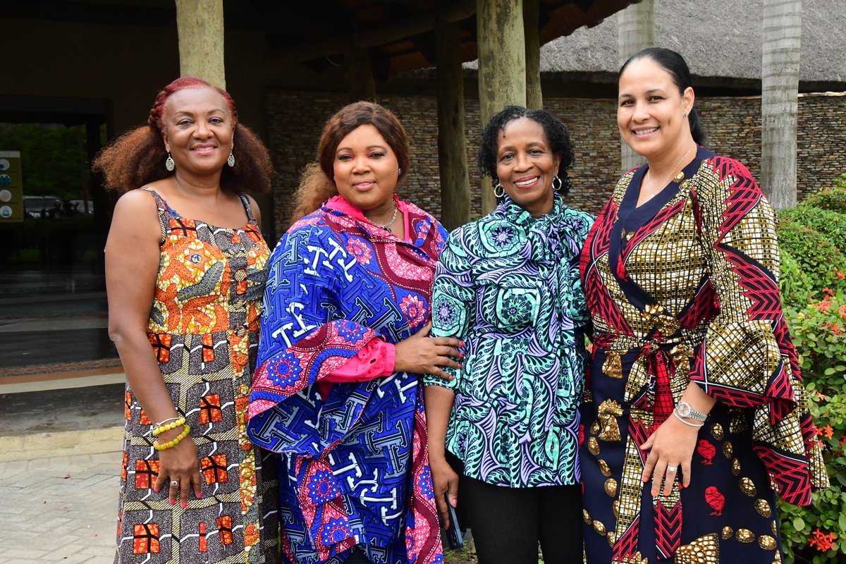 TheHACSA's tweet photo. Highlighting some of the beautiful faces of HACSA, supporting the vision of celebrating Africa and protecting its heritage. Join HACSA now by being a member and enjoy the amazing experiences and products we have to offer.

#hacsa #sankofa #ngo #experience https://t.co/AMyOoSFq72