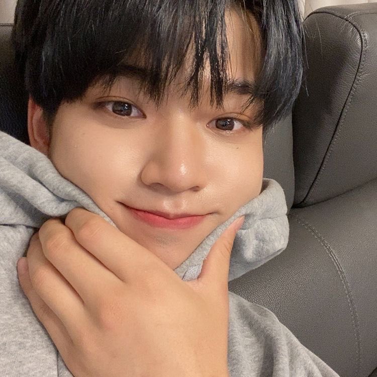 take_em_allOX's tweet photo. My favorite actor Hyuk. I know Iโm late but I still need to let you know how much I love you and appreciate you. Thank you so much for not giving up โค๏ธ๐
#HyukAppreciationDay #ProtectHyuk #PROTECTOMEGAX https://t.co/dJKzaQFiJP