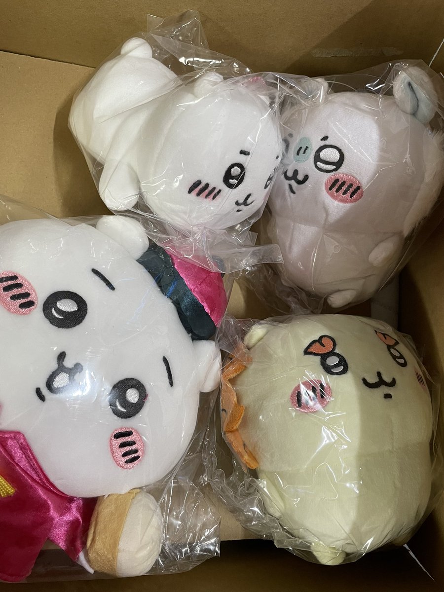 marugoods's tweet photo. 🌟#RT #FOLLOW 이벤트🌟

안녕하세요 마루굿즈입니다!
팔로우와 RT, 스토어 알림설정을 해주신분들 중 추첨을 통해 치이카와 굿즈를 드려요!

당첨자는 총 두분 선정하여 
치이카와 세트 1분 포테타마 모몬가 시사 1분 추첨하겠습니다!

🌟당첨자 발표: 12월 21일

#치이카와장터 #치이카와판매 https://t.co/9MOfNhiUX6