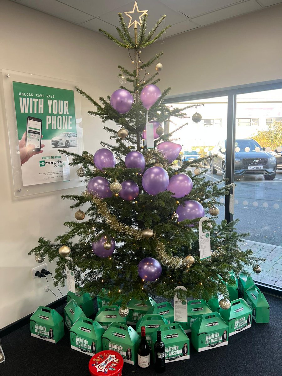 Supporting International Day of Persons with Disabilities at U310 🟣 #PurpleLightUp #IDPwD2022