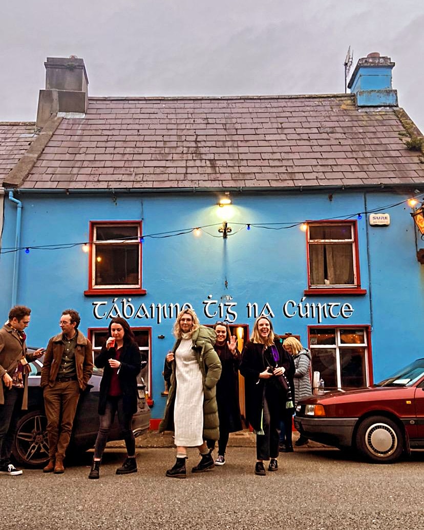 loved <a href="/OtherVoicesLive/">Other Voices</a> in Dingle again - <a href="/LyndzHall/">Lyndsey Hall</a> took this excellent picture I can't stop looking at
