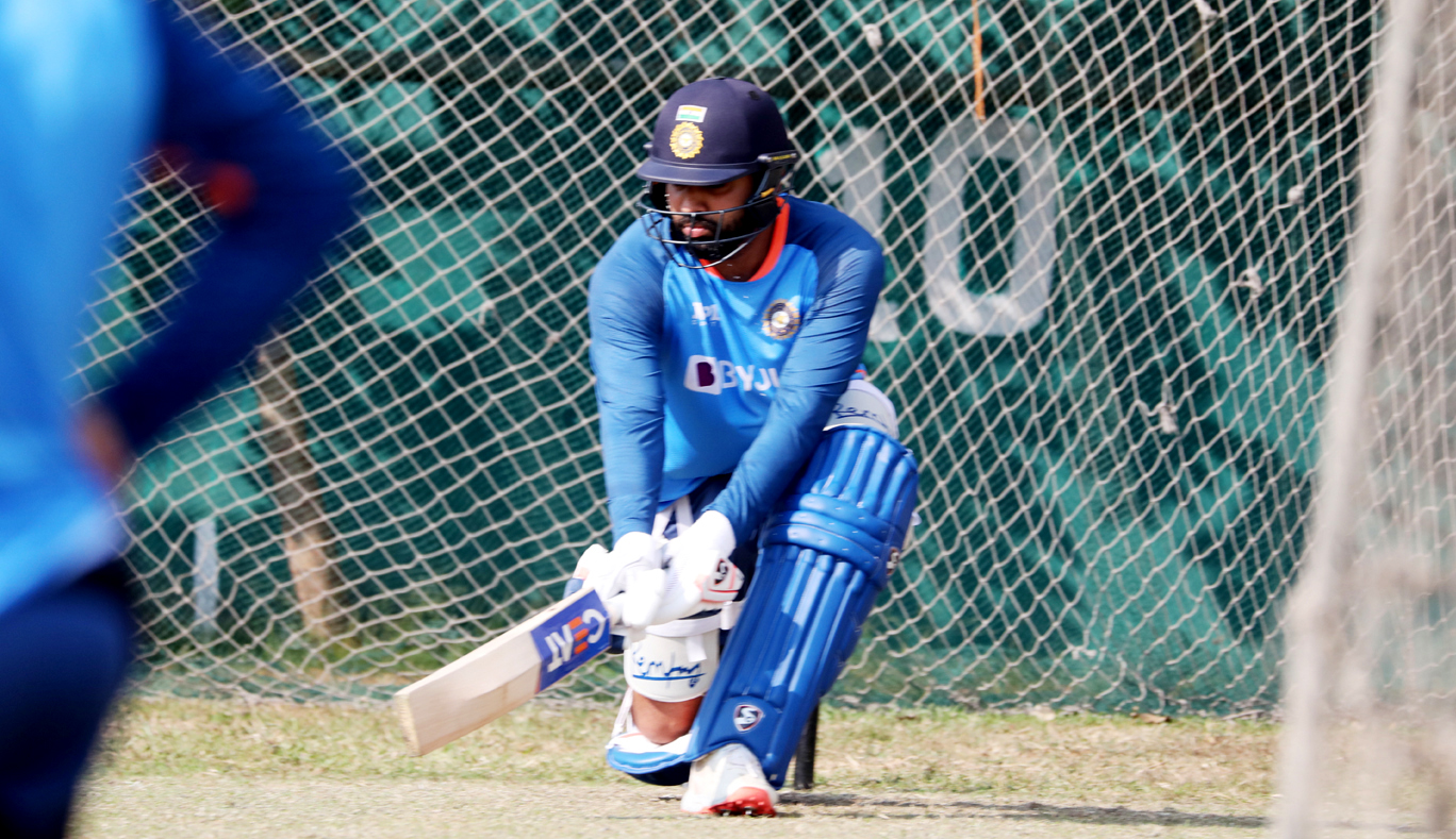 IND BAN 2nd ODI: Rohit Sharma, Shikhar Dhawan TURN to SWEEP to tackle Bangladeshi spinners, all batters practice sweep-shot at nets before 2nd ODI, Check OUT