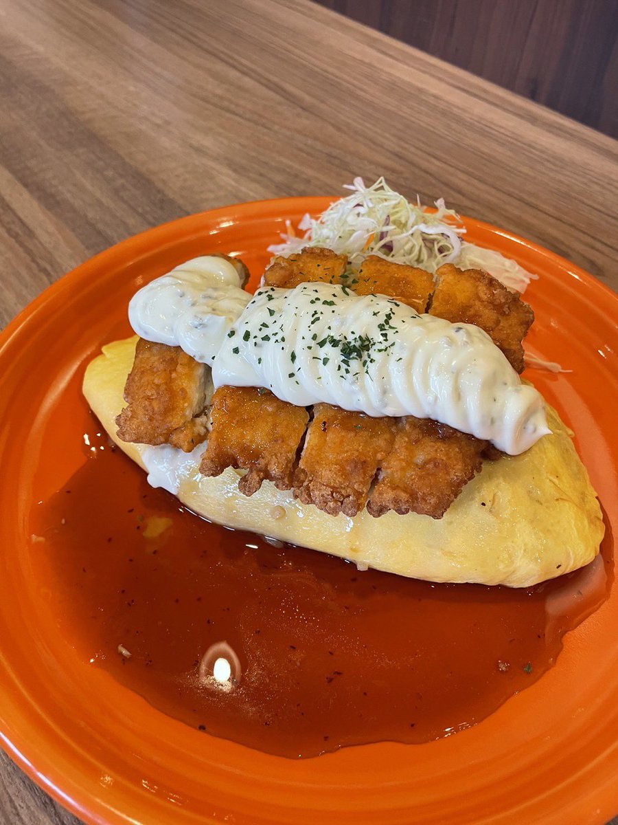 delasuki_match's tweet photo. これがEGG BOSSが作ったリスナーさん提案のオムライス!!!
めちゃくちゃ美味そうだよね🤤
ちなみにあたしはたこ焼きオムライス頂きました🤭
卵の中は醤油系のライスで相性抜群!
激うまだったよ!!!
#スーキャス
#EGGBOSS https://t.co/BHLA5UKU3W