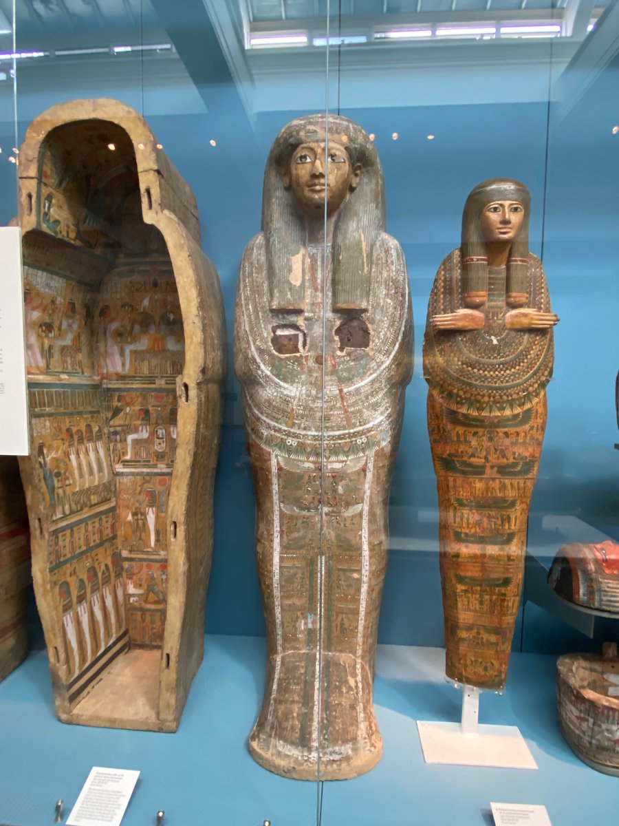 DanielPhotogra4's tweet photo. A great wee walk round @NationalGallery in London a few months back and I couldn’t help but take some exquisite photos of these beautiful ancient Egyptian tombs and displays! #London #photooftheday #photography https://t.co/rVKU9VDDST
