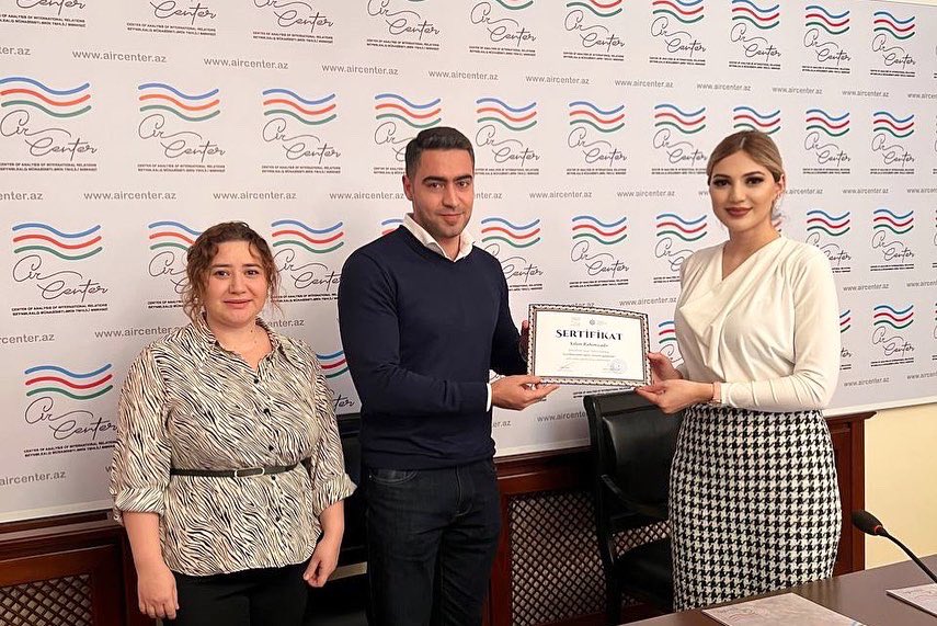 MediaGovAz's tweet photo. On December 6, the #training for #journalists on "Azerbaijan's #foreign #policy agenda" was jointly organized by the Center of Analysis of International Relations and the Media Development Agency of the Republic of Azerbaijan. #MEDIA #AIRCENTER https://t.co/WnxYOoz0ZR