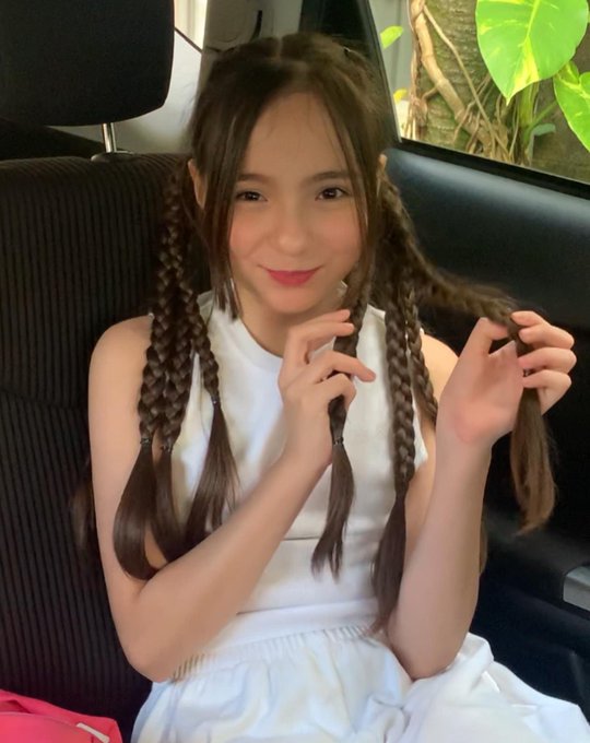 Twitterのコスプレ画像3