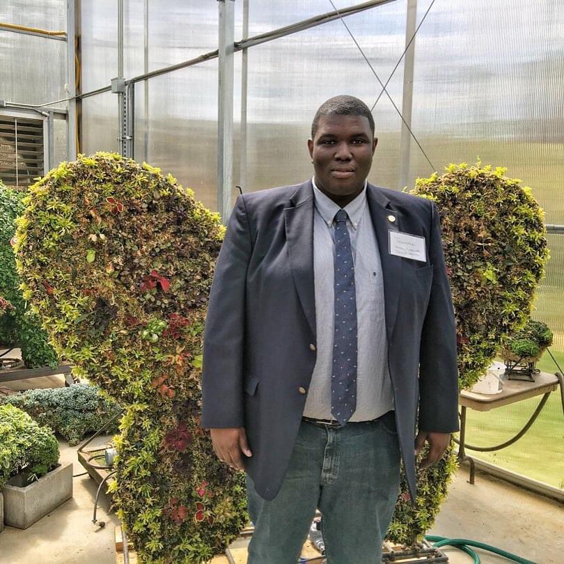 CharlieB_SC's tweet photo. Always a BIG smile.  Always a POSITIVE vibe.  Always trying to learn and bring positive energy and ideas back to Johnston, SC.  This is the @MrCulbreath I will remember.   March 2016 @SCFOF topiary greenhouse tour.  39 Y/O.  Gone way to soon.  God speed to you Terrence Culbreath. https://t.co/jfyIodqQoj
