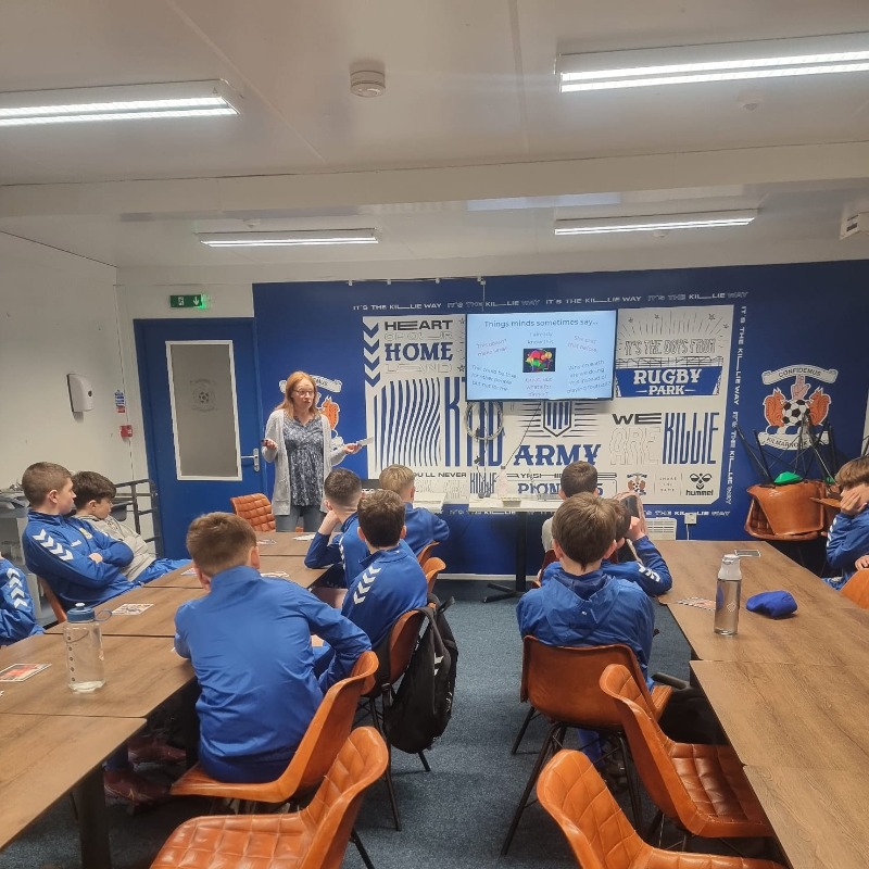 KillieCommunity's tweet photo. Thank you to @KatyRoser1 and her 'Mistakes Are Magic' workshop.

Katy has been working with our @KilmarnockFCAcademy u13s on Youth Mental Health.

🗣️ “It has been very beneficial. Resilience is key and this has helped our players understand it’s importance” - Nathan Wallace https://t.co/0aFdVGhZ3A