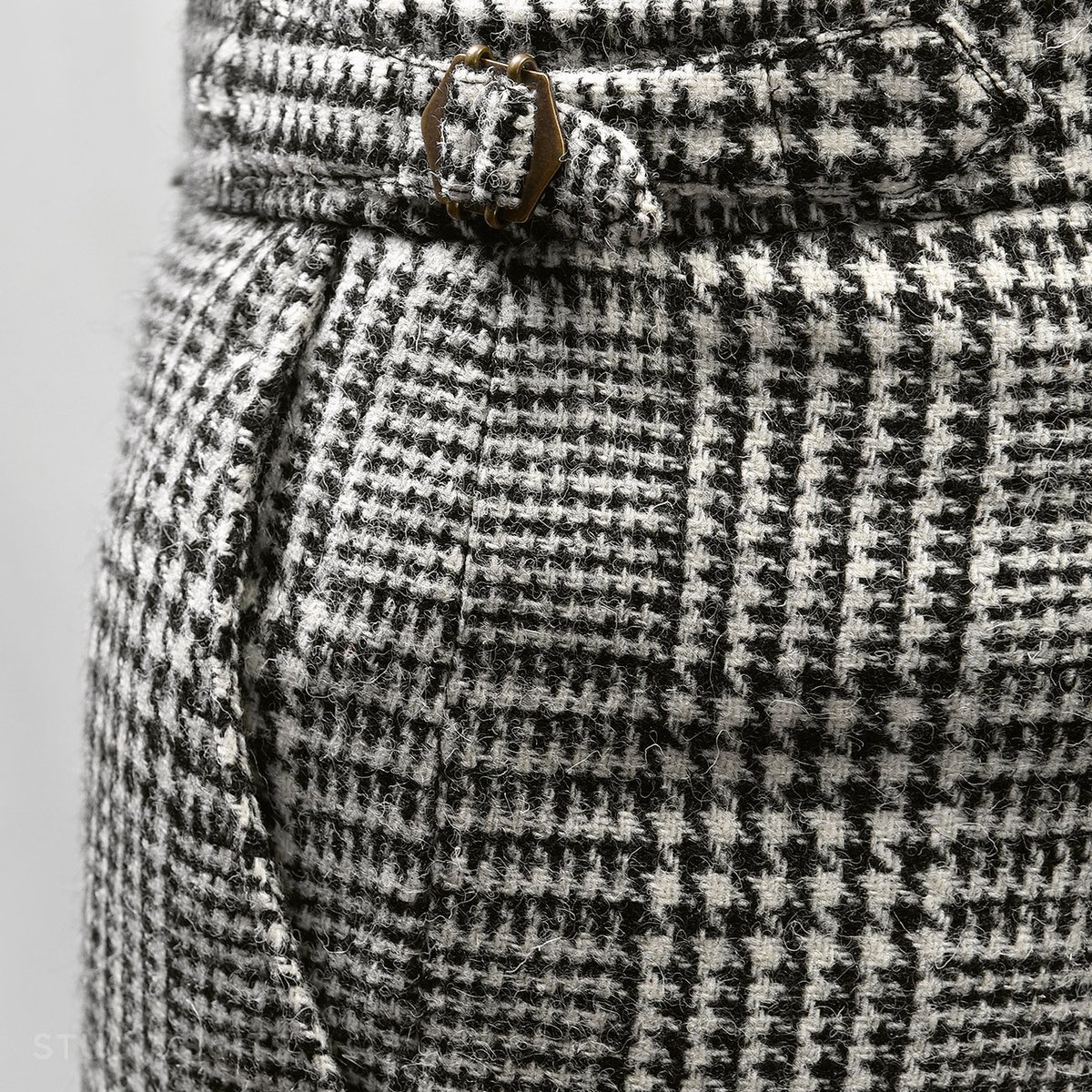 StudioSuits's tweet photo. Customer Order Spotlight!
Suit commisioned by our Client from Norway.
Give a gleaming twist in classic white and black contour with our Harris Tweed Classic Glen Suit.
Shop for this dapper look hereπ https://t.co/CFRsYnj68c
#studiosuits #studiosuitstailoring #tuesdaylook https://t.co/jAH7nxRgbF