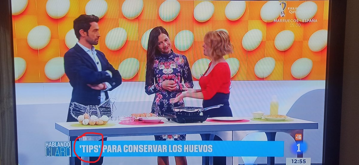 anbb's tweet image. Pues @beatrizcalidad estupenda en sus consejos, pero quizás sería innecesario utilizar la voz inglesa "tips" en el rótulo del equipo de @rtve .@RAEinforma @Fundeu @hablamosespano