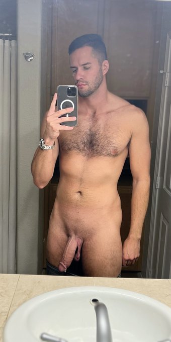 Am I on your wish list? https://t.co/jCskxwf6Fm