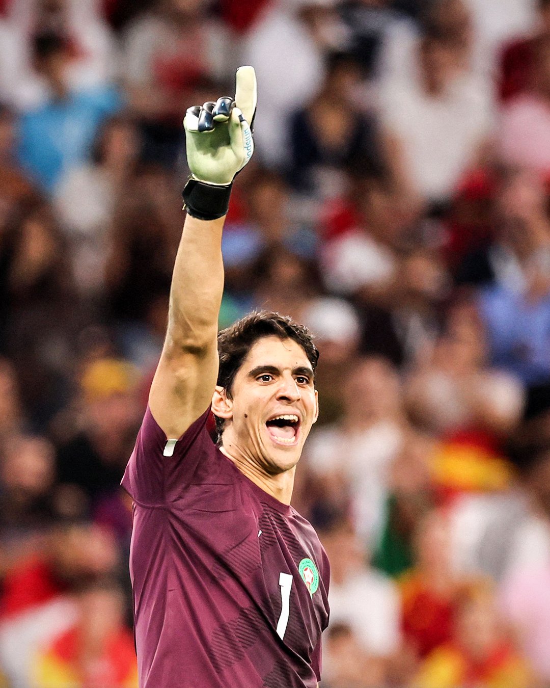 FjT-EyaacAAtoS_?format=jpg&name=large