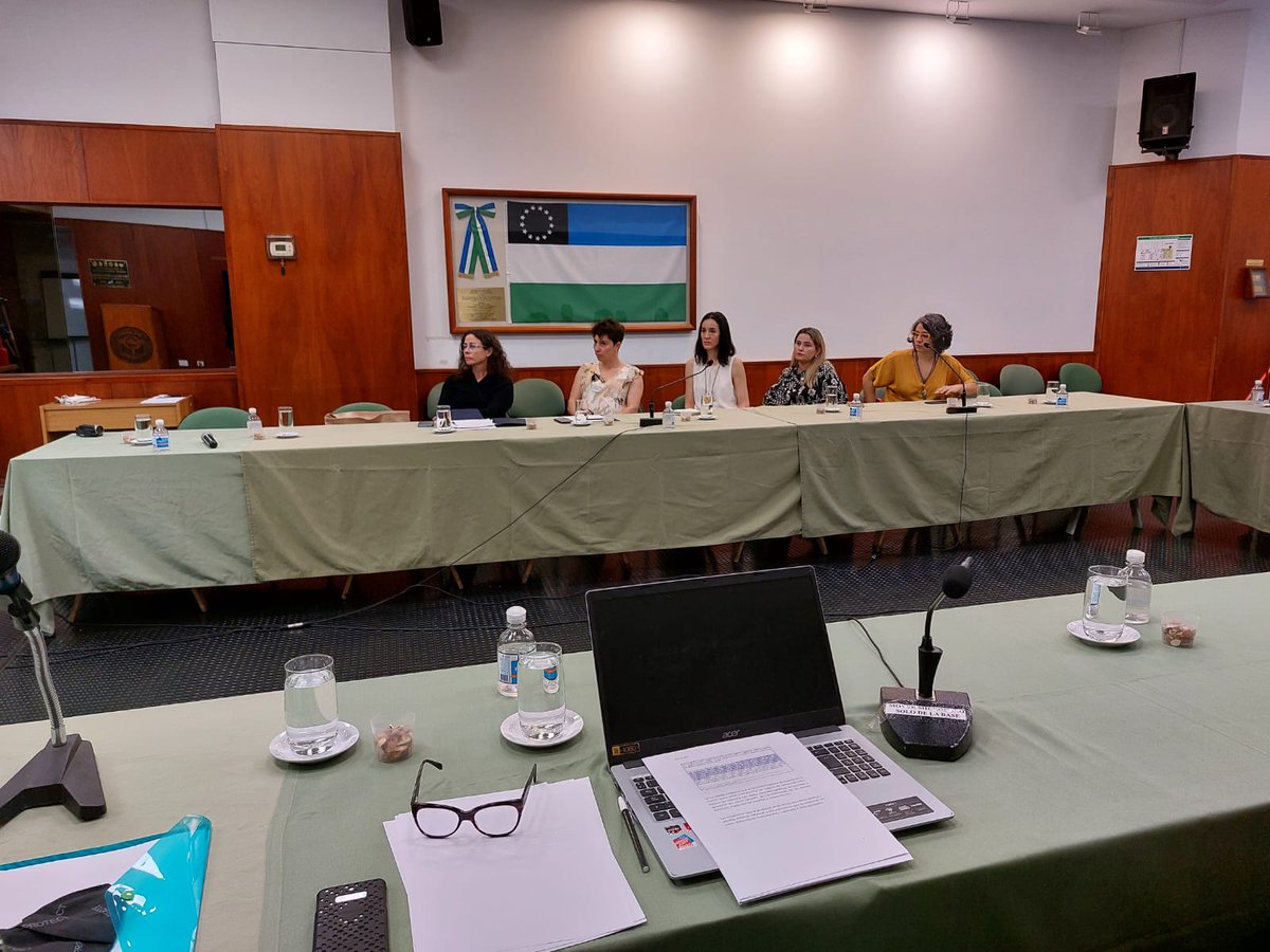 GenerosRn's tweet photo. #GenerosRN | 📲 Hoy participamos de la Mesa de Trabajo para el fortalecimiento del Registro Nacional de Feminicidios de la Justicia Argentina. https://t.co/d92LDltNDi