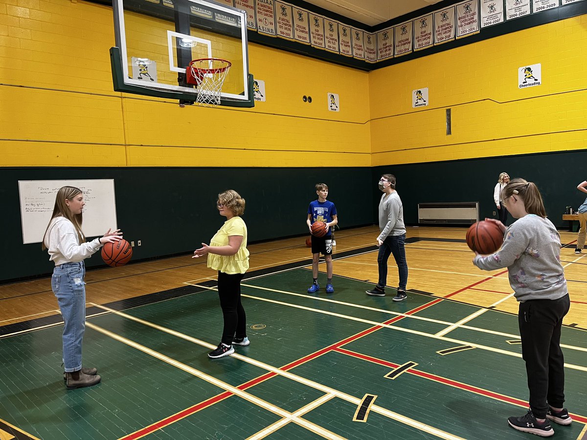 Simonds High School on Twitter "Look out Shaq!! There are some new basketball players in town