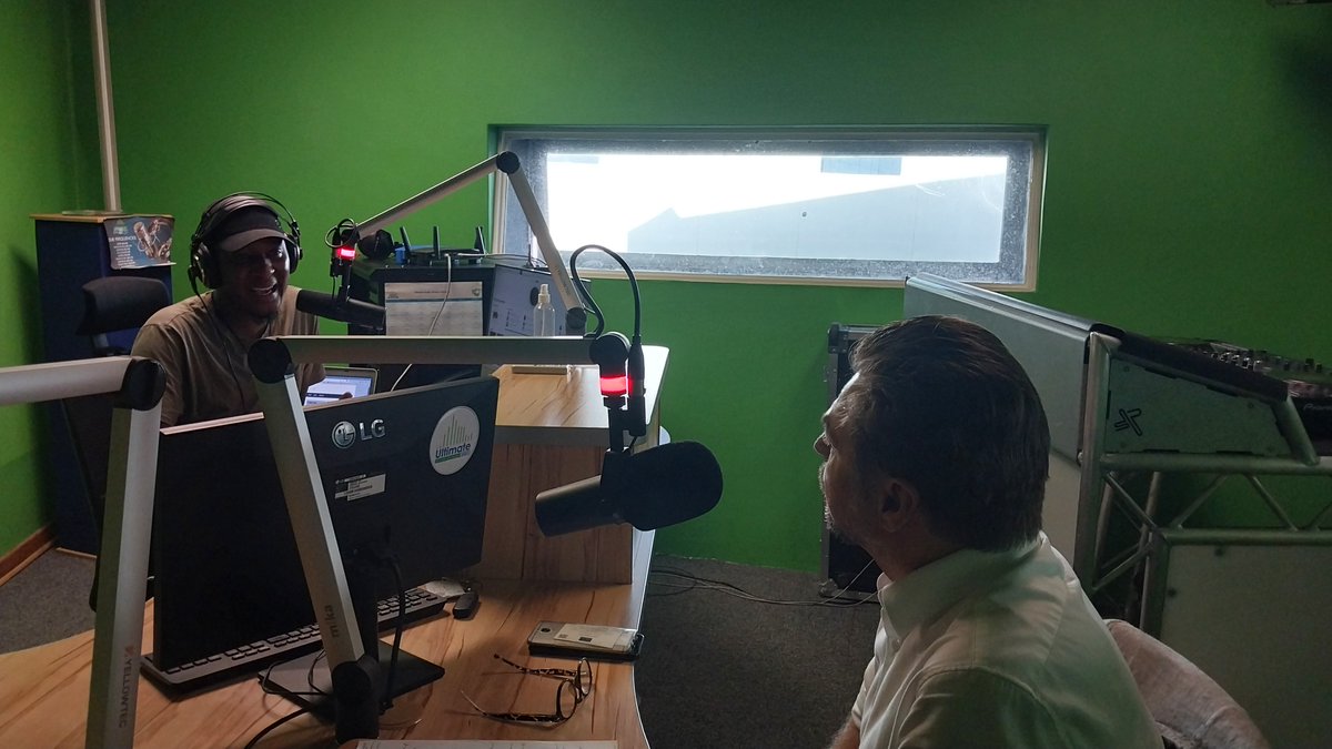 eueomlesotho22's tweet photo. This morning DJ Quizy interviewed EU EOM Deputy Chief Observer Armin Rabitsch on Ultimate FM. Mr Rabitsch stressed how important it is for young people to vote: when you vote, you decide about your future. Listen to the whole interview here! https://t.co/T4m2Z2pcmw https://t.co/RYvwtYY3cG