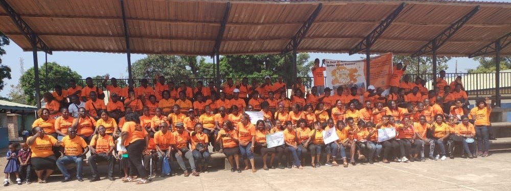 SosLeone's tweet photo. Staff members  of @SosLeone engaged on  GBV issues and the need to elimination all forms of Discrimination and Violence Against Women and Girls. Country Director @SophieNdong calls on duty bearers to take actions and end impunity. #OrangeTheWorld #EndGBV https://t.co/0aZ2oinbxX