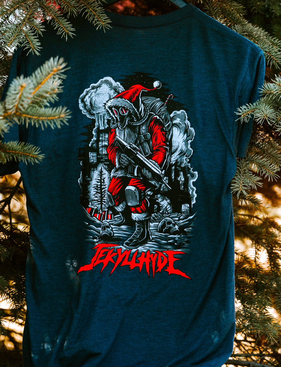 Jekyll_HYDE_App's tweet photo. Donβt forget, we brought back Tactical Santa for one last run! https://t.co/rXdvtx9tRf
.
.
#tacticalsanta #jekyllhyde #skulls #postapocalypse #fitness https://t.co/9EkvzPGcHm