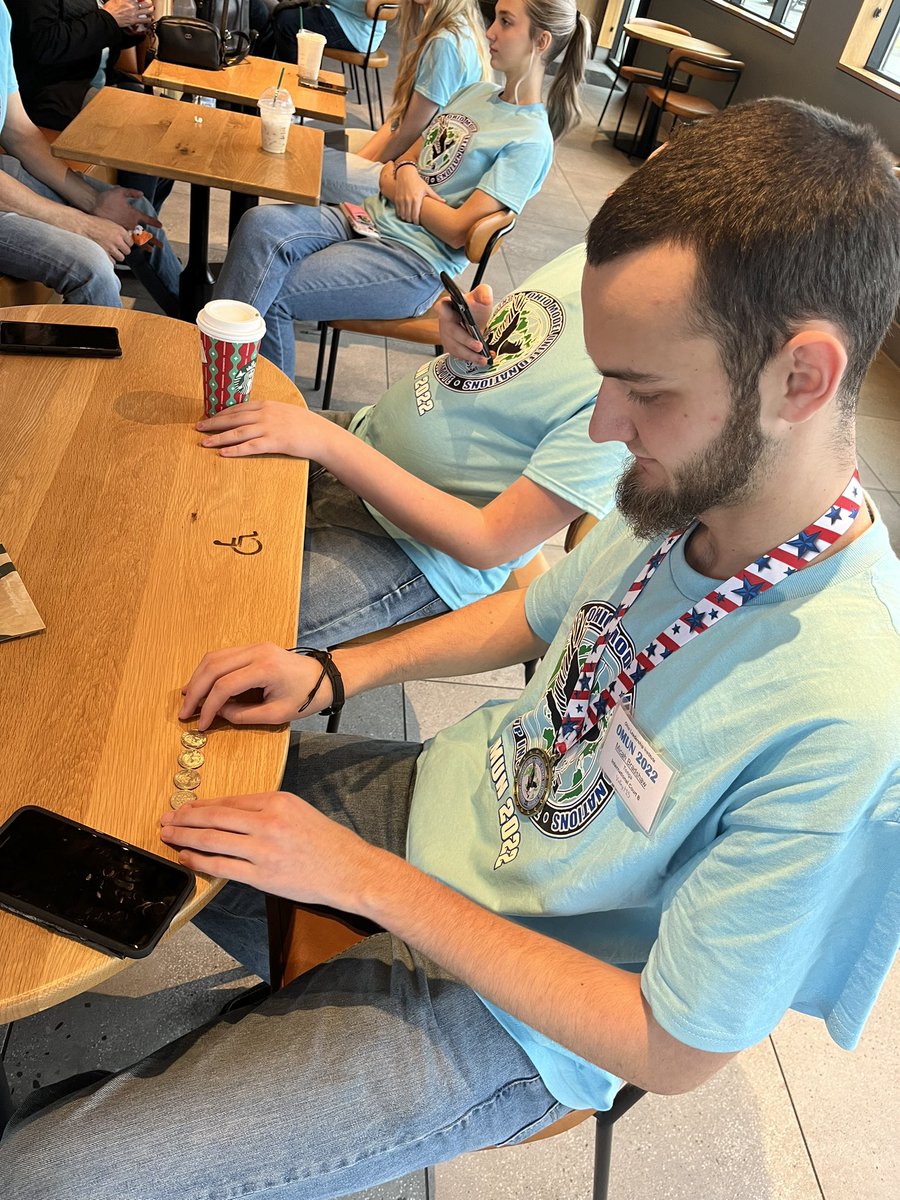 adrian73434360's tweet photo. abe lincoln spotted at starbucks searching for his face on a coin #omun2022 https://t.co/ZLIAXOrcOu