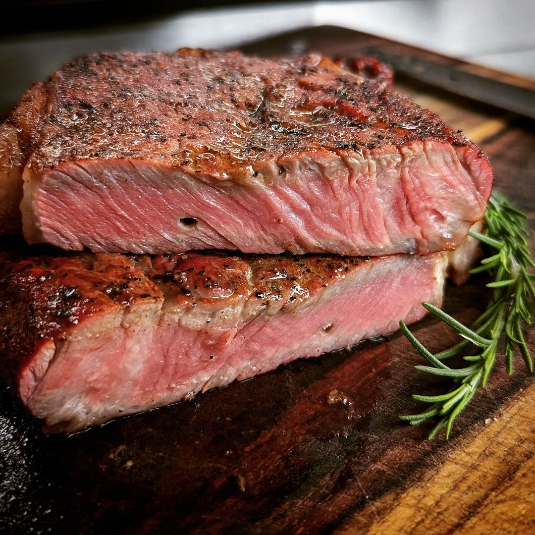 ROCBBQSUPPLY's tweet photo. Let's try this again:

This is how I like my steak. Is this too pink or just right for you? https://t.co/AiZdjH7hKg