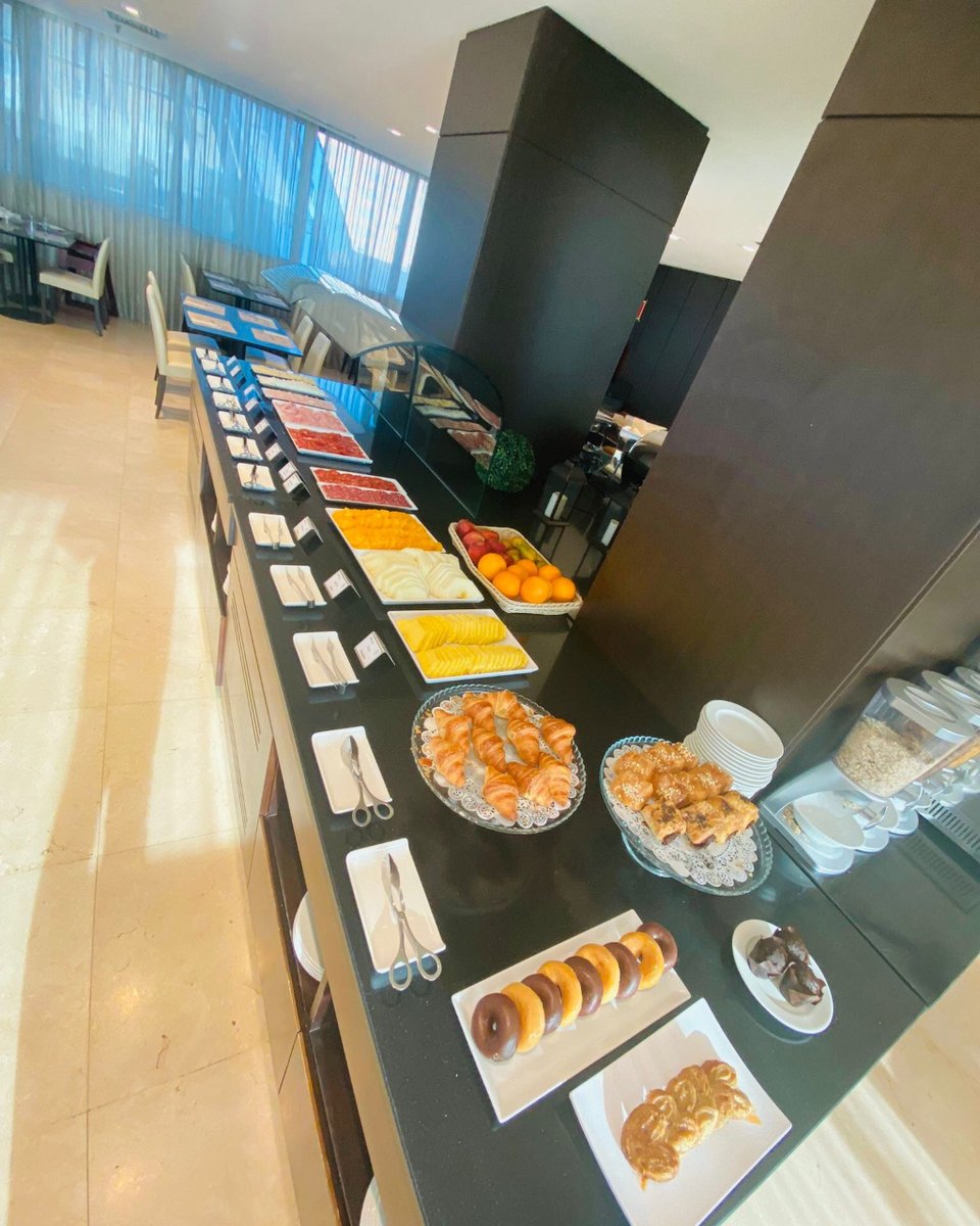 Hotel 4* LCB tweet media
